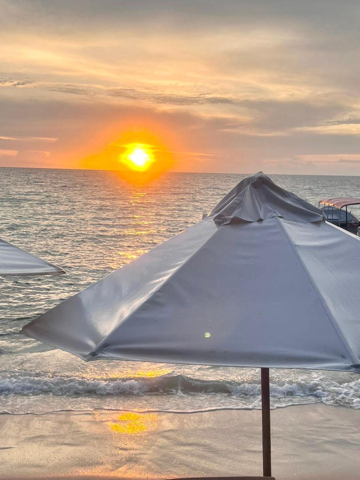 Baru Express Hotell Playa Blanca Exteriör bild